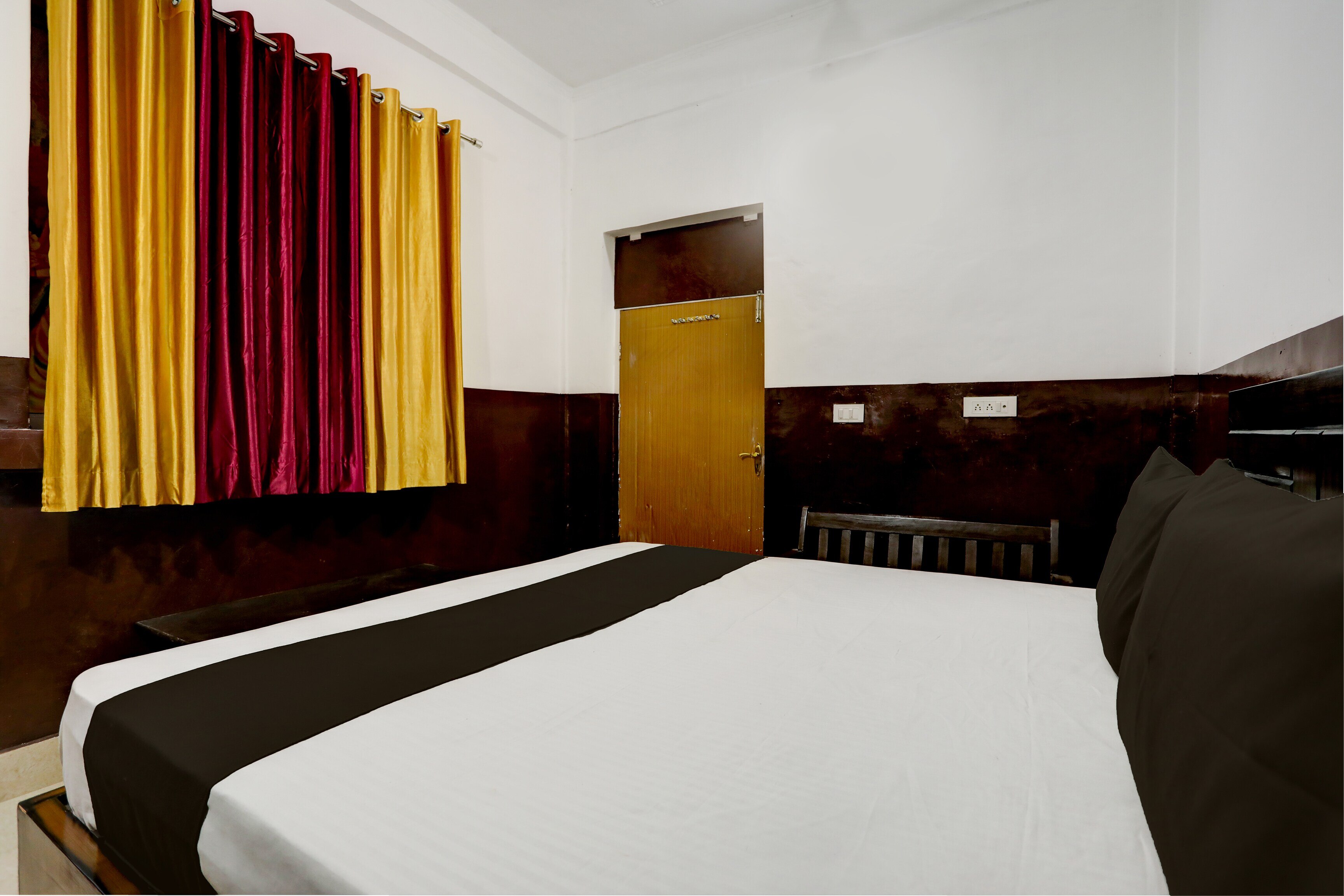 Hotel O Prabhat Residency - Tap to explore photos