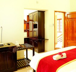 Sea-view Silky Deluxe Room