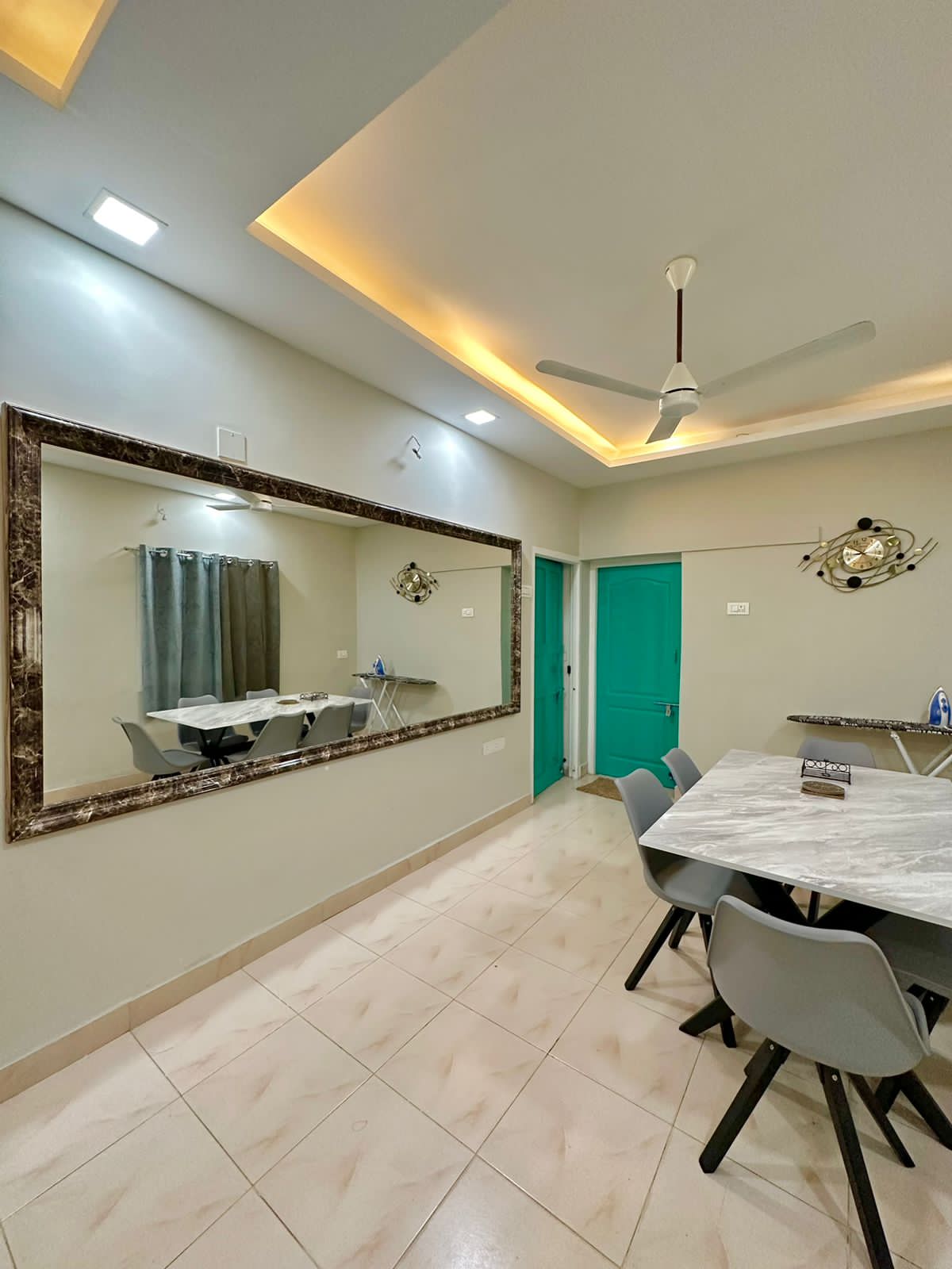 Garden Villa 6BHK Designer Bungalow In Mogappair - Tap to explore photos