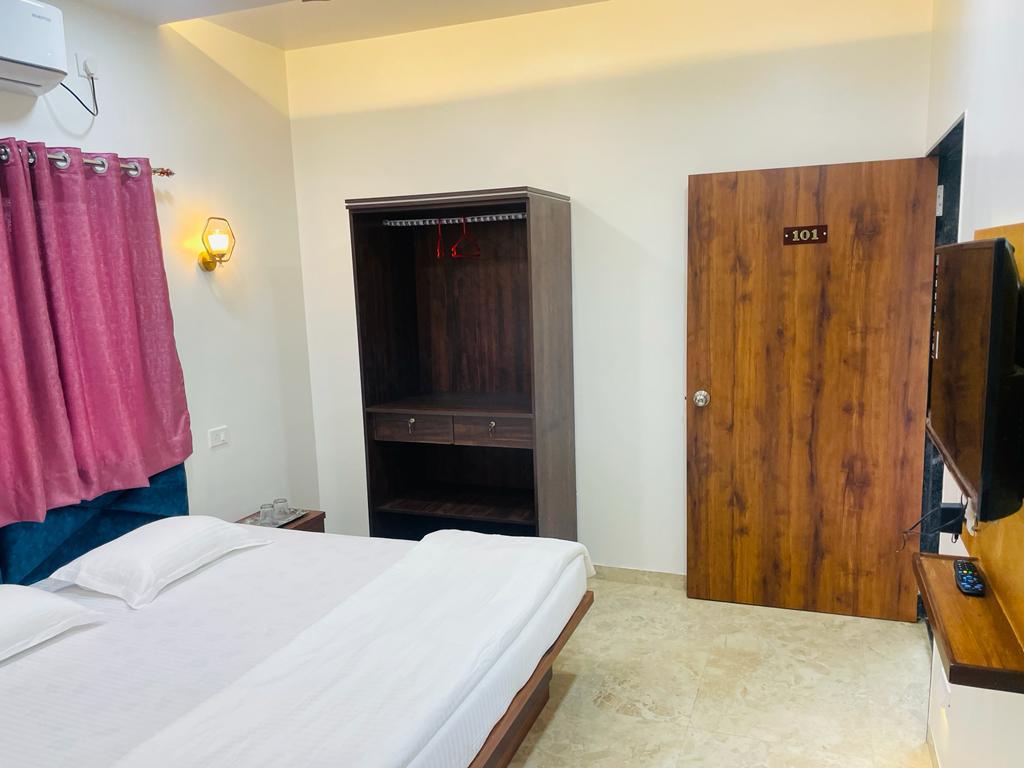 NON AC Deluxe Room 1