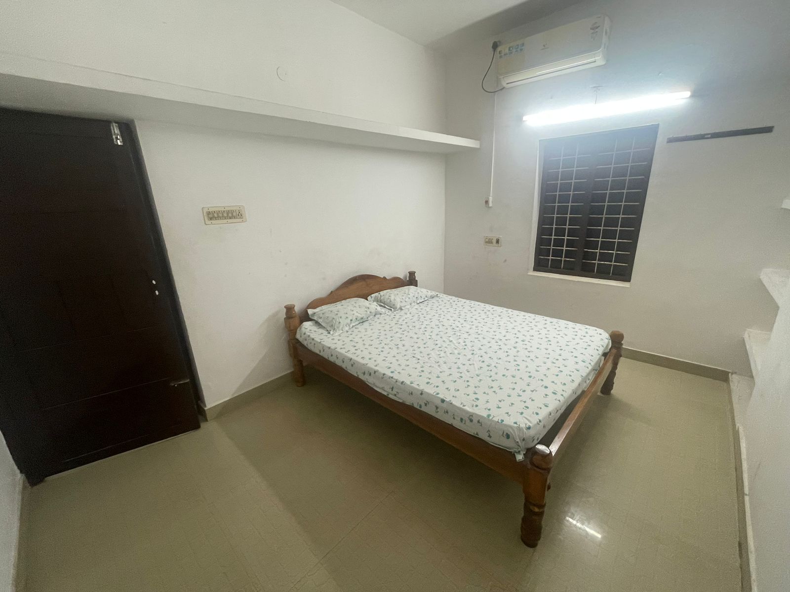Alleppey Beach Front Homestay - Tap to explore photos