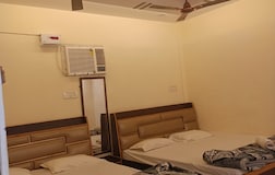 2 Double Beds AC room 101