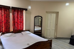 ASHIRBAD GUEST HOUSE in Gariahat, Kolkata