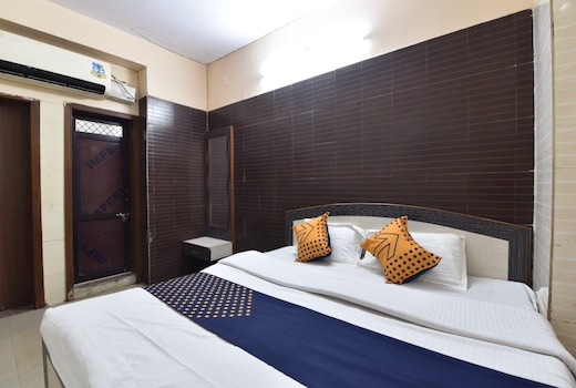 OYO 85212 Hotel Vaibhav