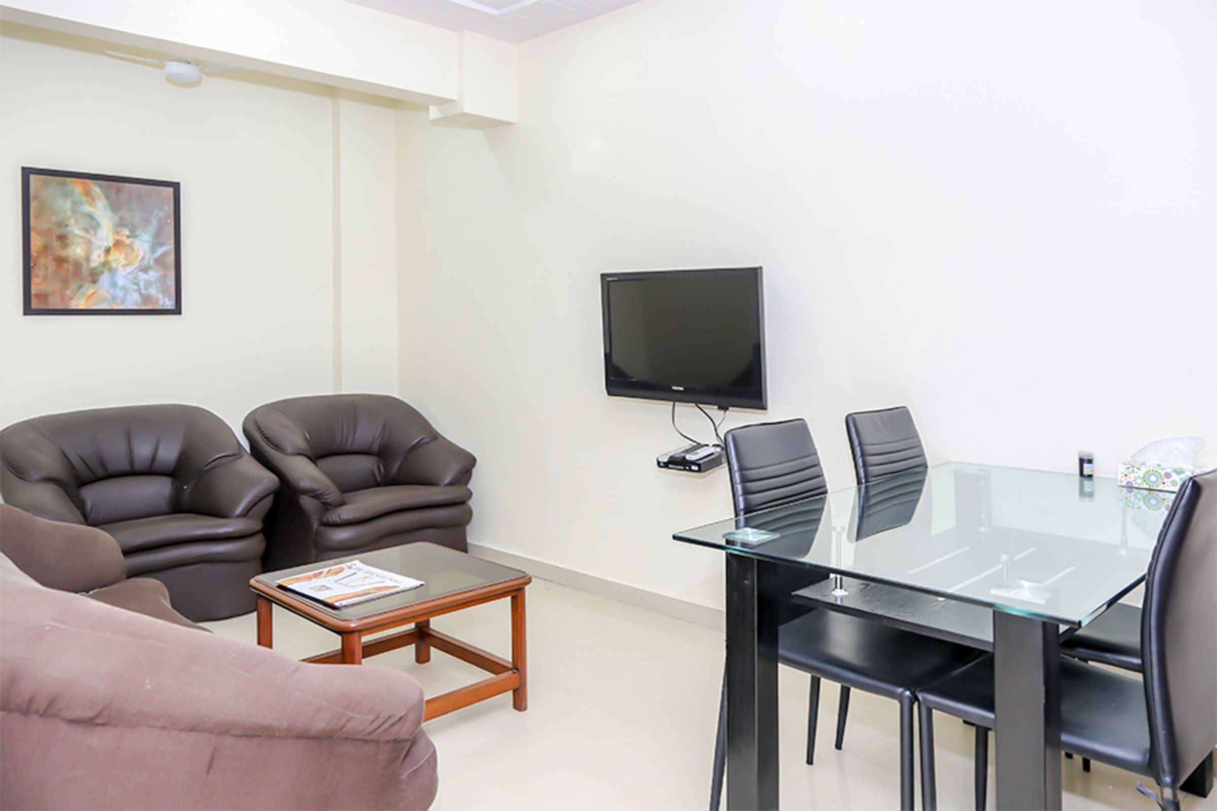 Dragonfly-Krishna Enclave 2Bhk Apartment - Tap to explore photos
