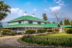 Tumsong Tea Retreat | Rooms & Restaurant, Siliguri