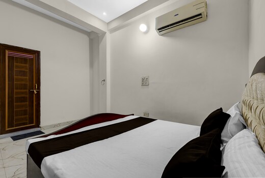 SPOT ON Hotel Three Star Legacy