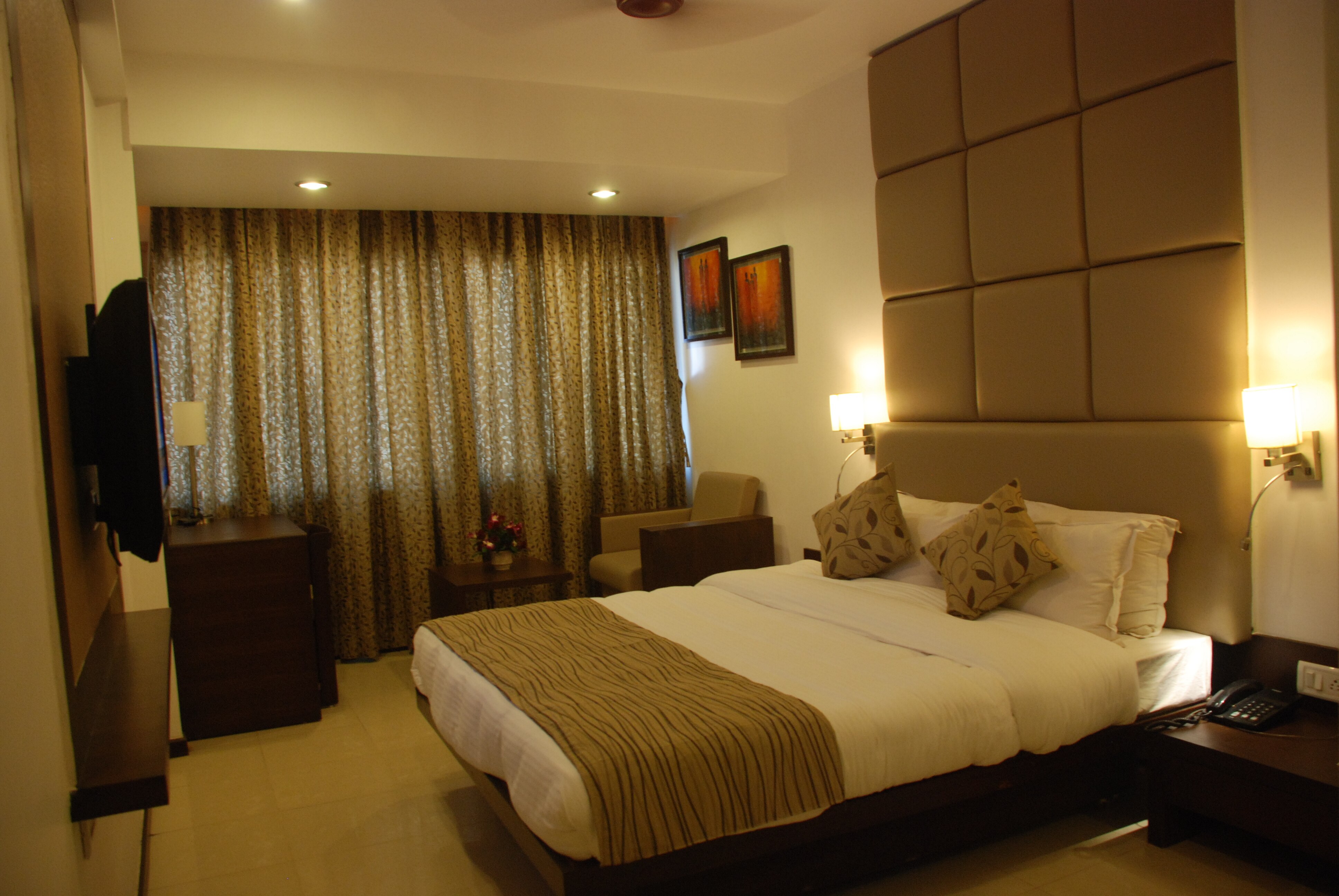 Hotel Surya Vadodara Hotel Price, Address & Reviews