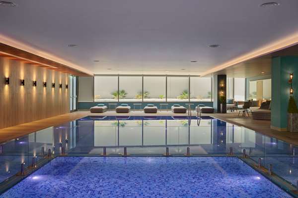 Radisson Blu Hotel, Riyadh International Convention & Exhibition Centre - Tap to explore photos