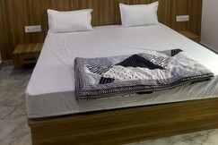 Mathura Vrindavan Dham, Mat