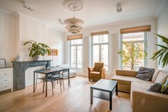 Charming Bright Stone Lodge, Antwerp