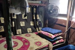 Ganpati PG, Dormitory and Rooms (Male Only), Mumbai