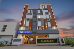 FabHotel Lake View Castle, Warangal