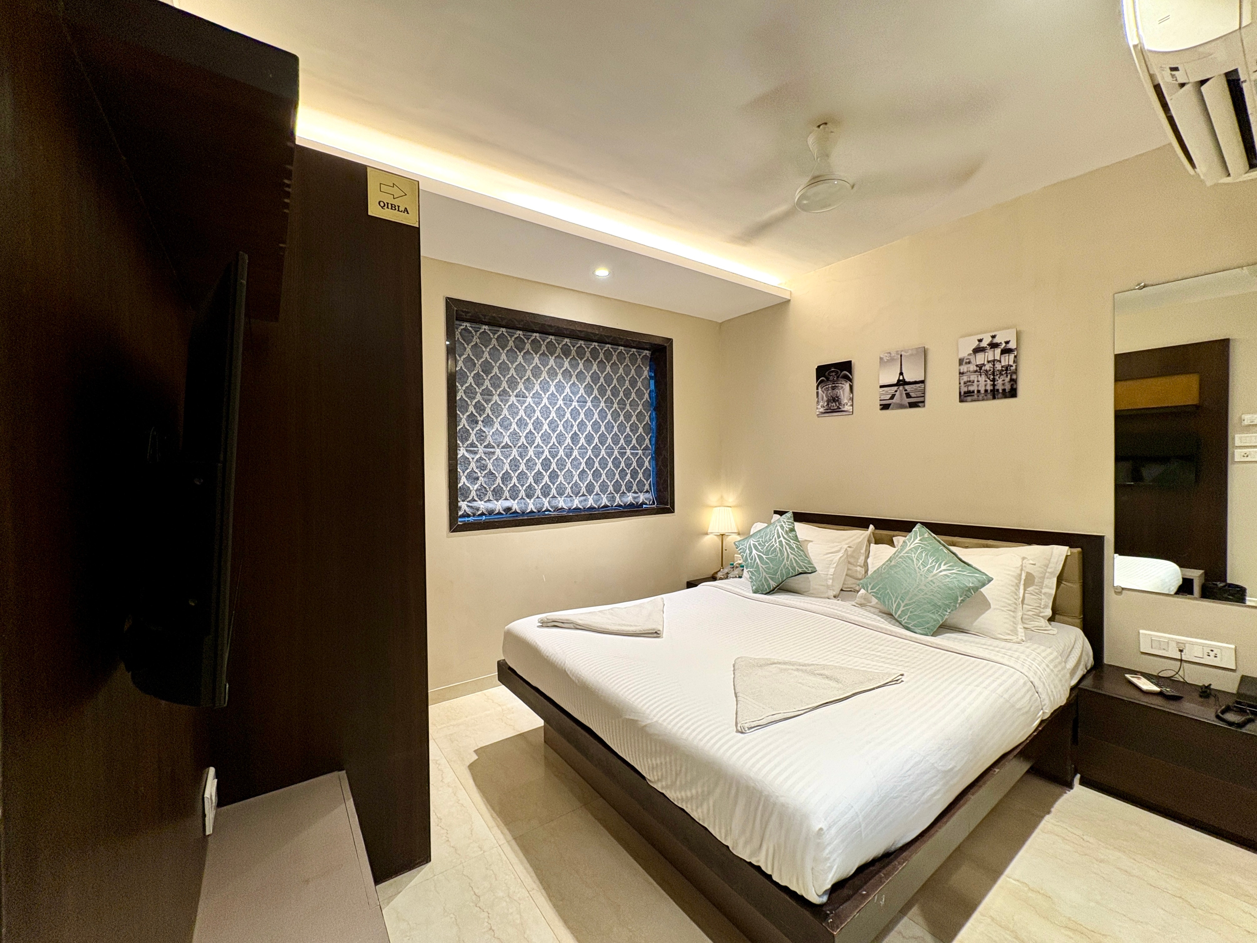 Super Deluxe City View Room 1