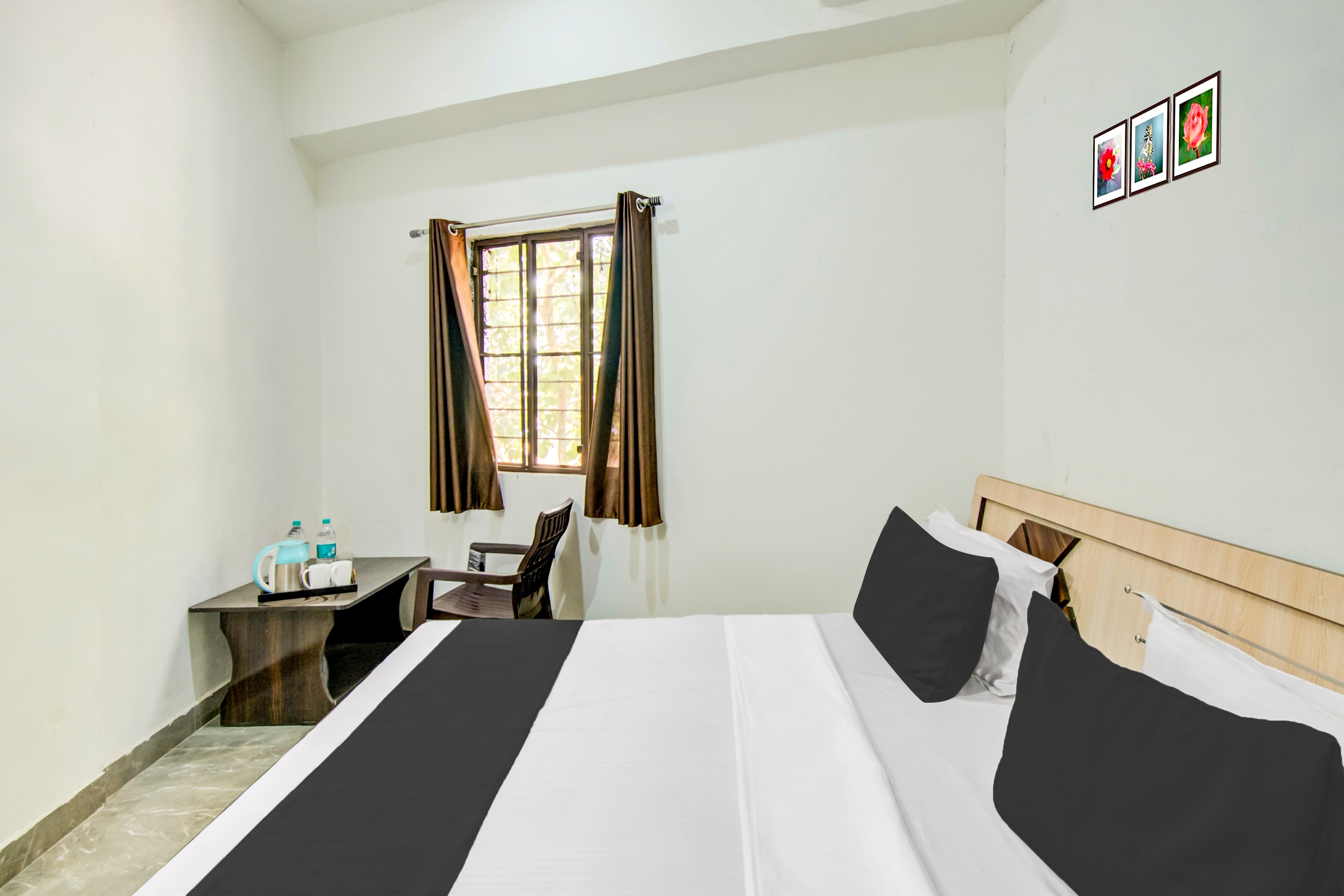 Hotel O Radha - Tap to explore photos