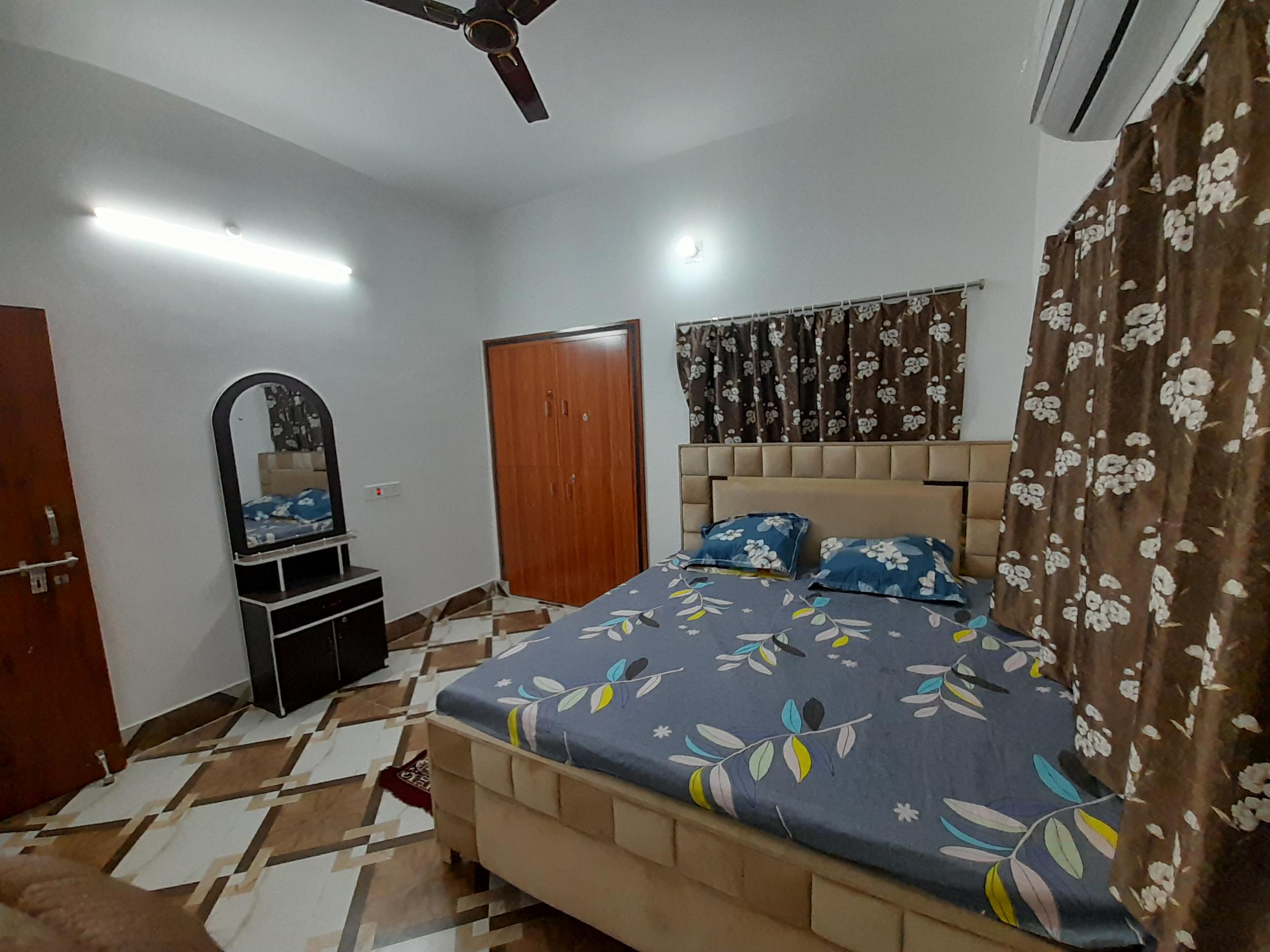 Gunjan Cottage - Tap to explore photos