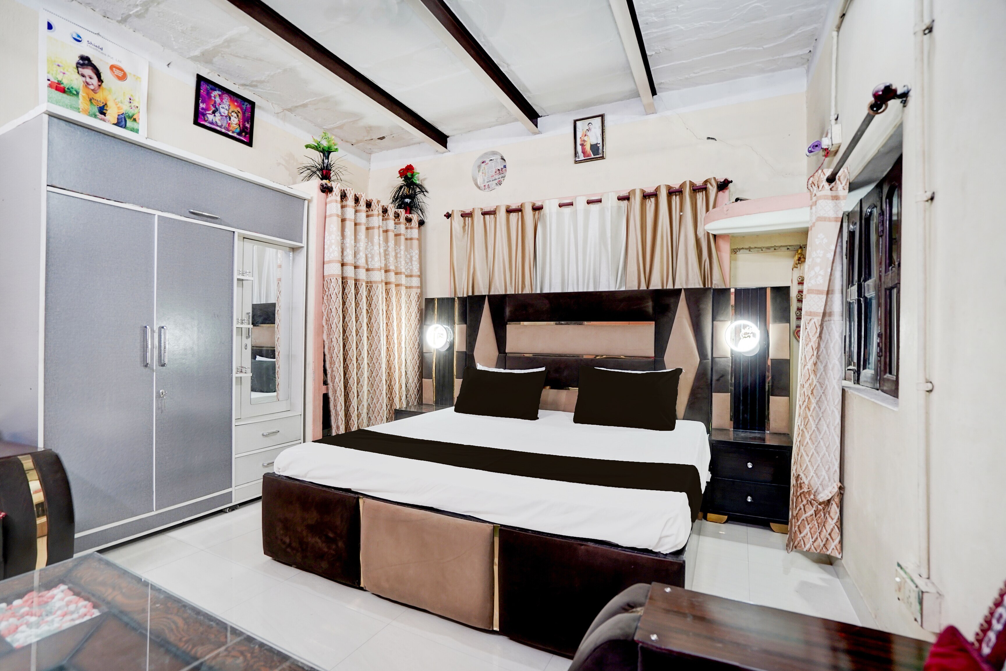 SPOT ON Natkhat Hotel - Tap to explore photos