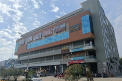 Hotel Rudrax, Vadodara