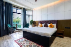 Hide-In Hostel | Near Saket Metro, Gurgaon