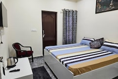 Tushar Guest House, Jammu
