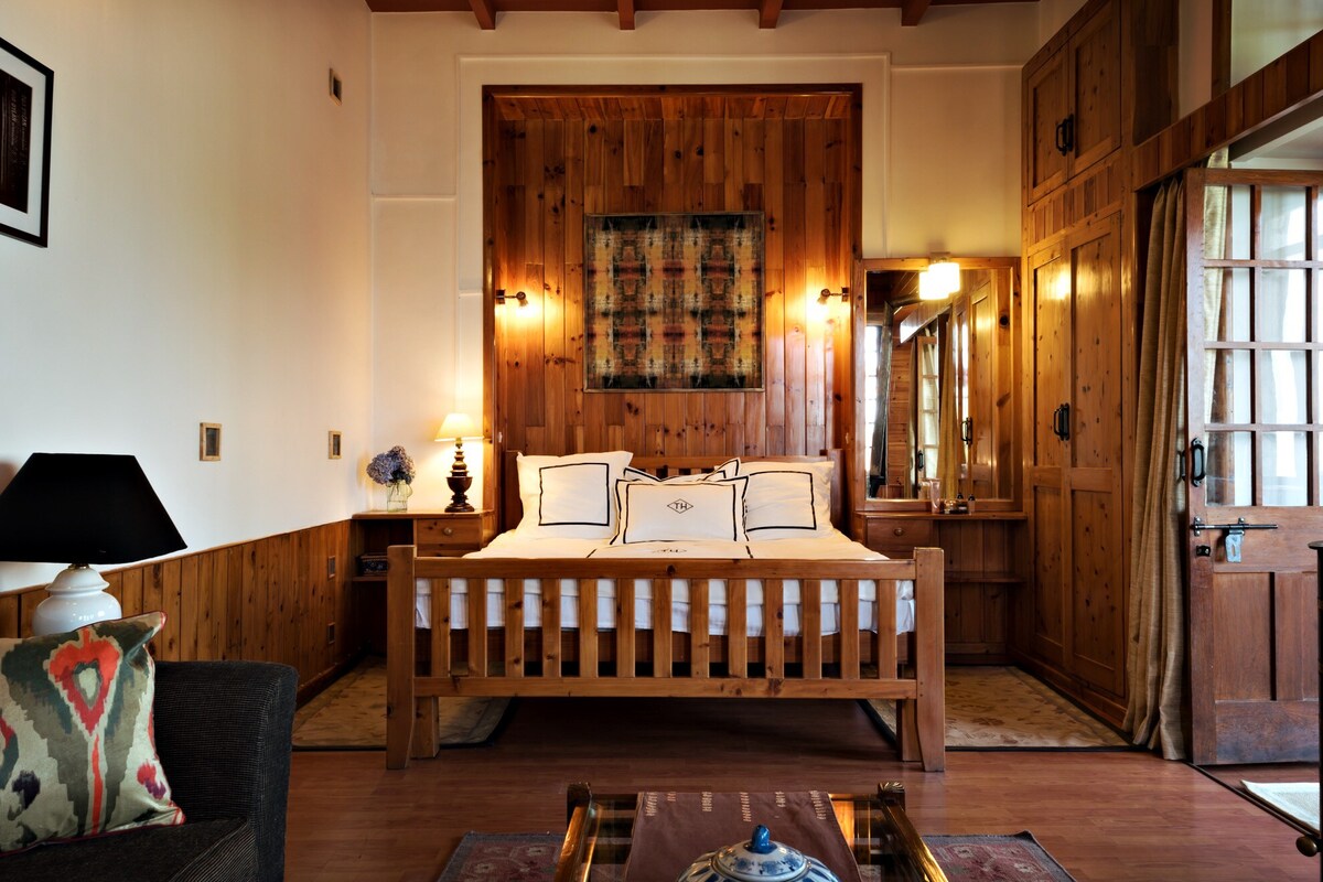 Taara House - Tap to explore photos