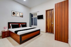 Flagship OYO Hotel The Urbann, Noida