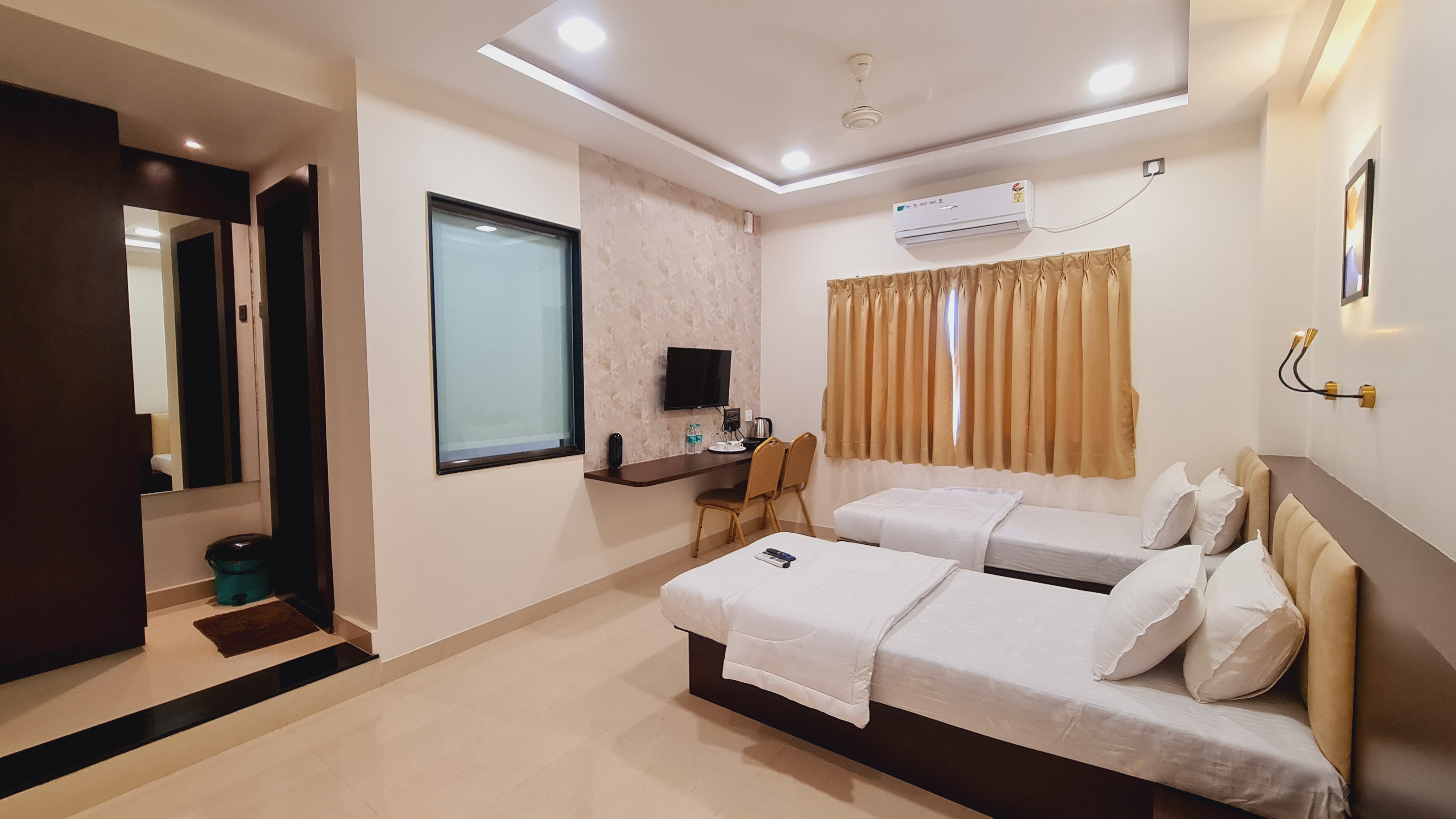 Elegance Inn 2