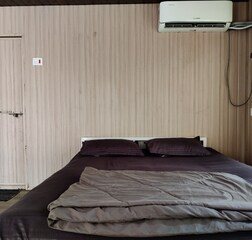 Valley View Rooms