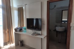 Hotel Chandigarh Elite, Kalka