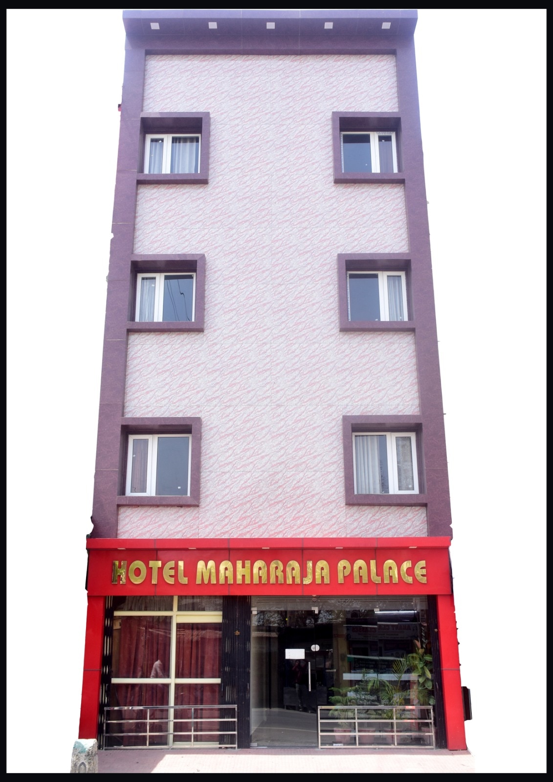 Hotel Maharaja Palace - Tap to explore photos