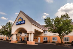 Days Inn by Wyndham Milan Sandusky South, Erie, Ohio