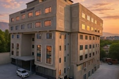 Solar Residency, Srinagar, Pahalgam