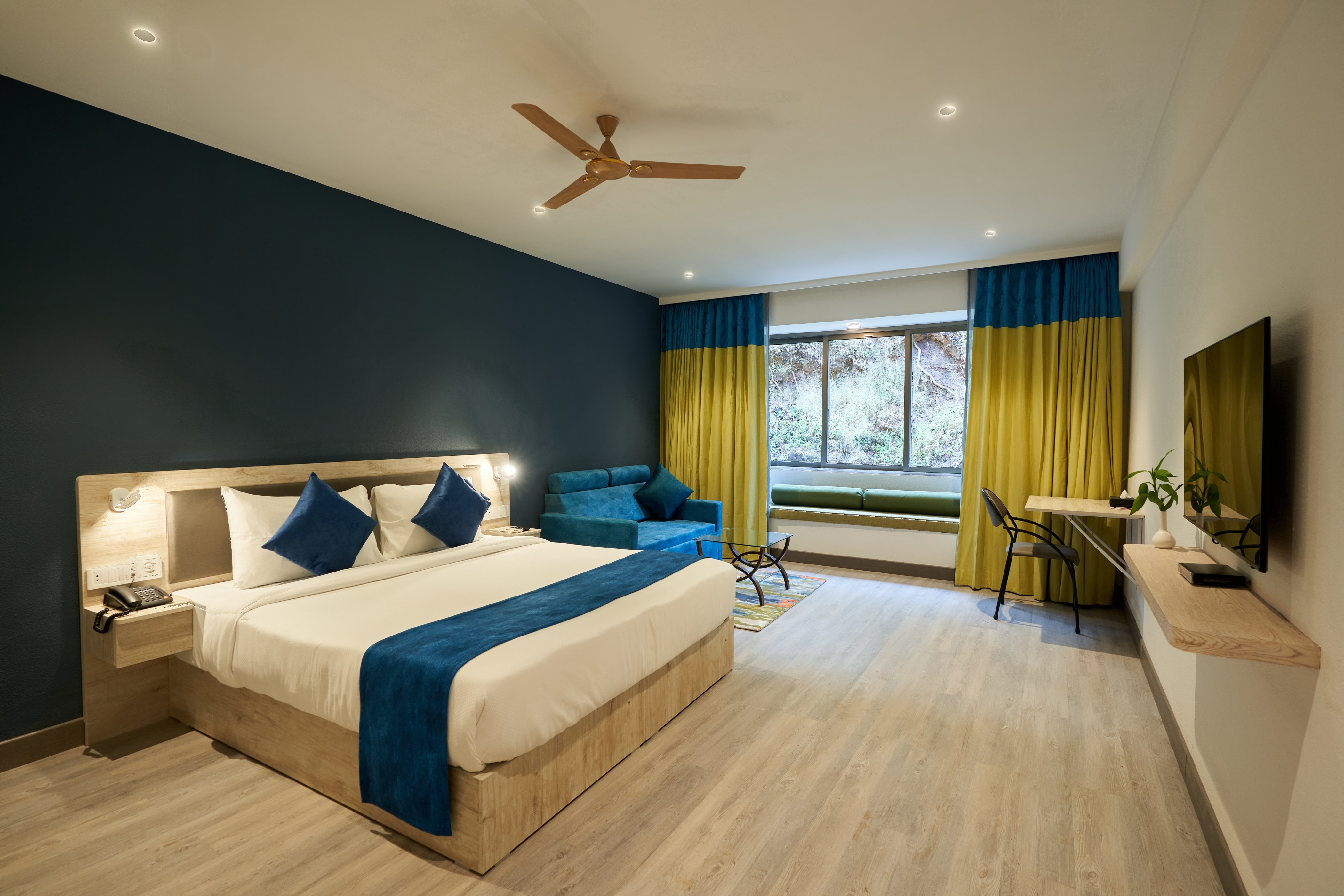Deluxe Room 1