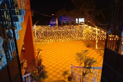 SAMRAT LODGE, Mandarmani