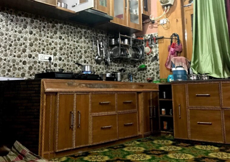 Chauhans Homestay - Tap to explore photos