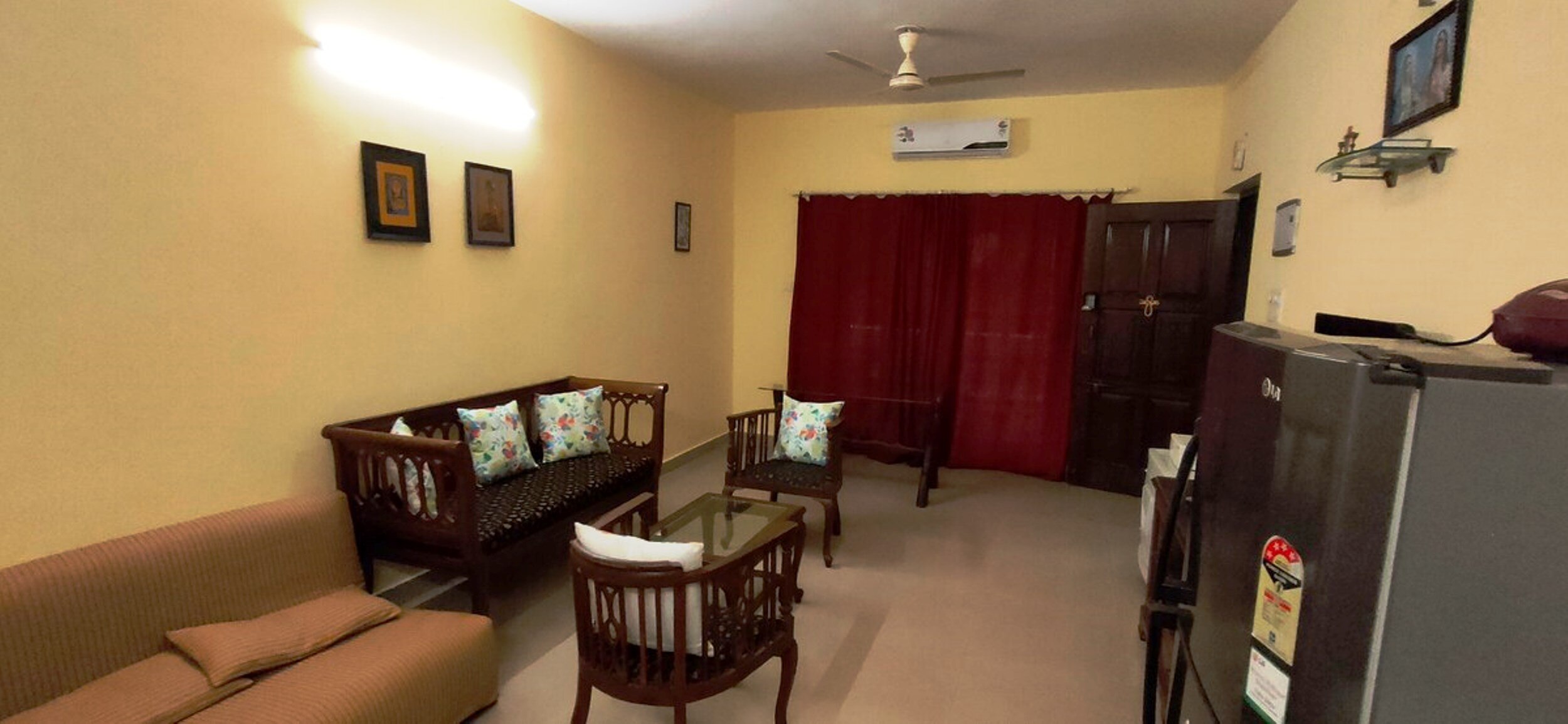 Stay with comfort in a 1BHK Rental - Tap to explore photos