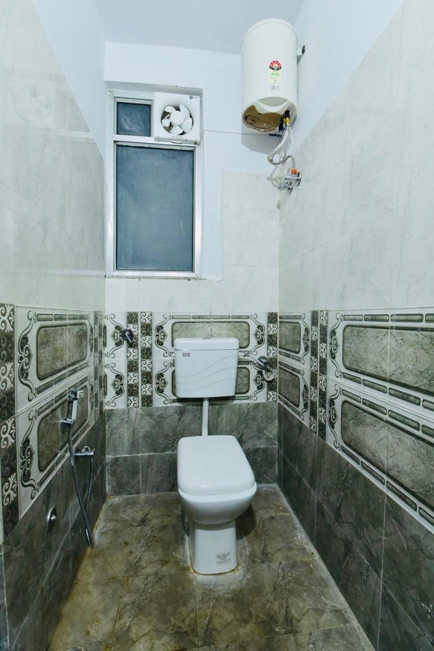 SHREE BABA HOTEL & RESTAURANTS - Tap to explore photos