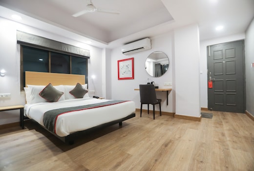 Super Townhouse Suncitel Near Kolkata Airport
