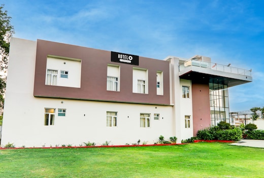 Super Hotel O Gomti Nagar Vigyan khand