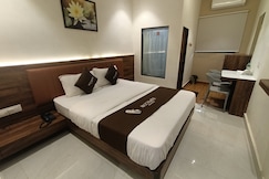 Hotel Moon Lite Marve, Mumbai