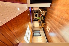 Pinewood View Homestay, Shimla