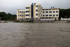 Taki Sunrise, Hasnabad