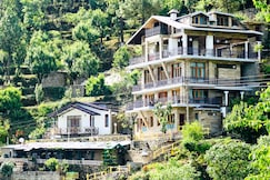 The Garden Courts, Solan