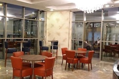 Ramada Encore by Wyndham Kuwait Downtown, Al Asimah