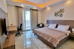 Flock Hotel I Golf Course Road Near Dlf Phase 1 Metro station I Gurugram, Gurgaon