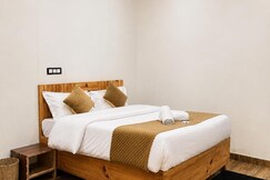 Junglow resort and restaurant, Barkot