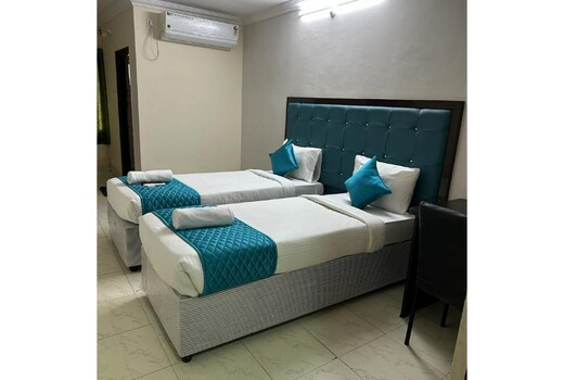 Skymoon Stays, Gachibowli