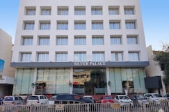 Hotel Silver Palace, Jalgaon