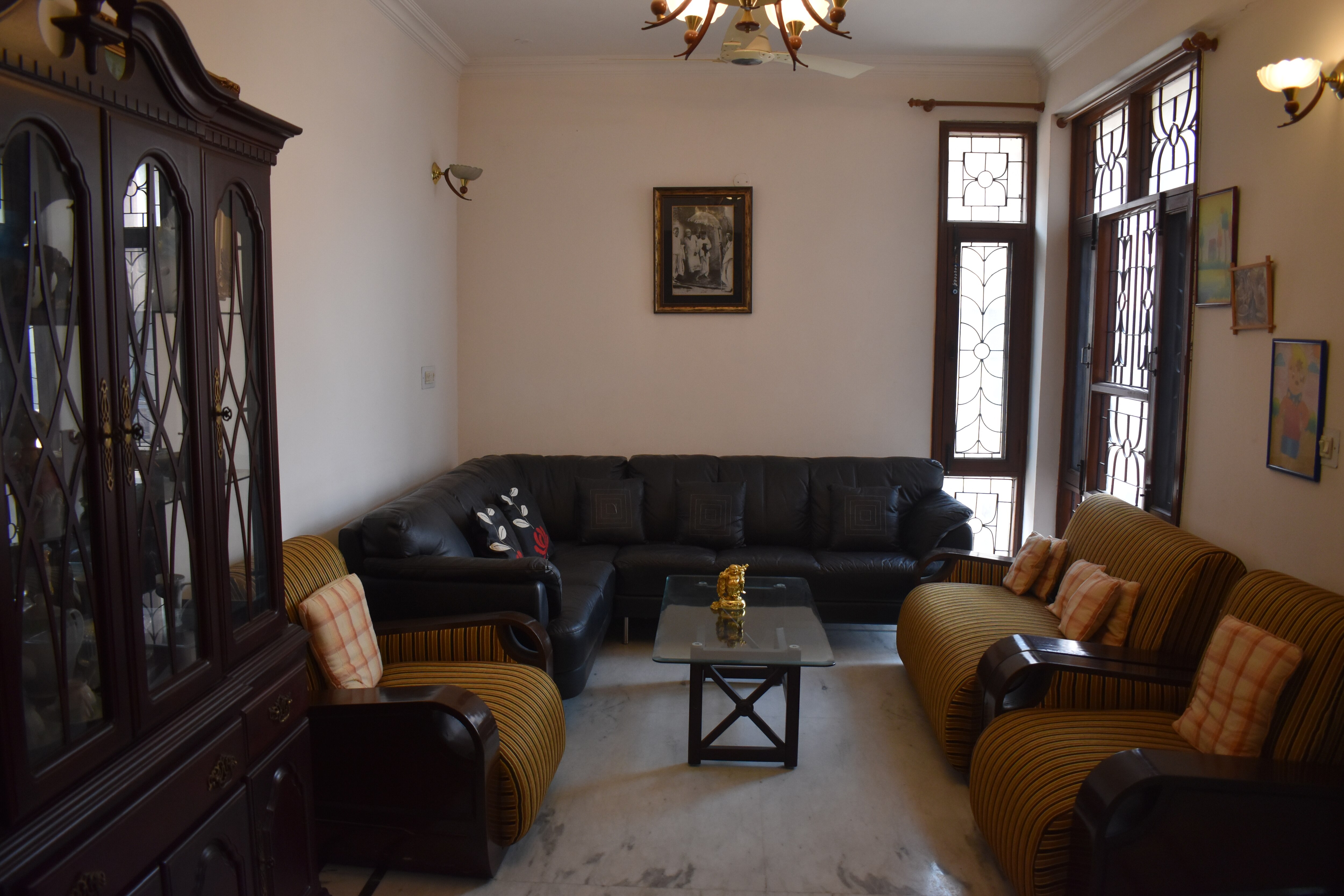 Elegant 2BHK Apartment with Balcony and Park View - Tap to explore photos
