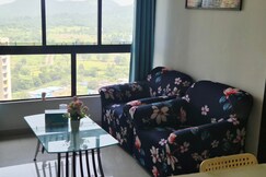 Sleeping Buddha mountain view apartment, Neral